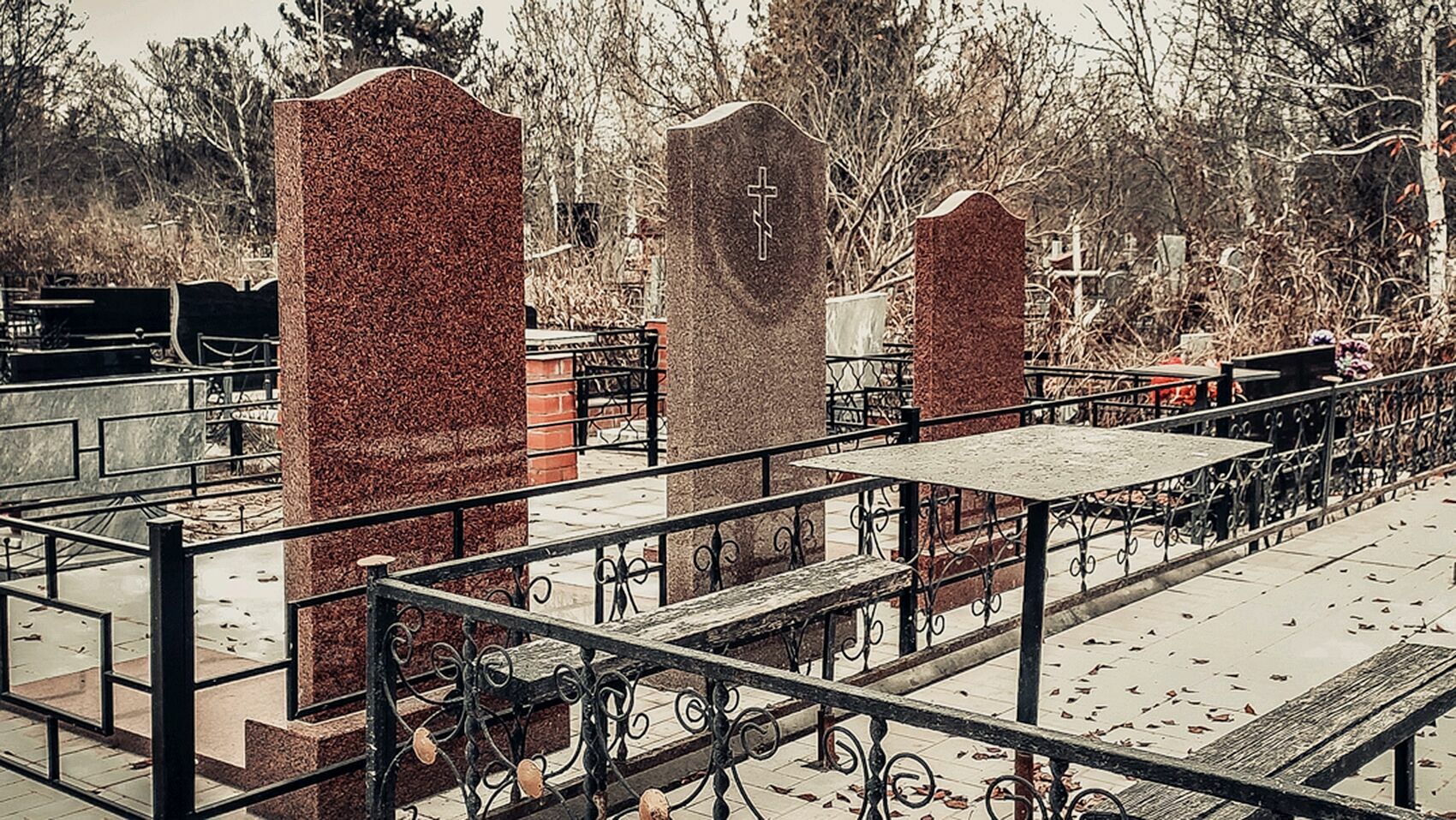 Славянское кладбище в Краснодаре закрыто, но захоронения продолжаются. Как это?