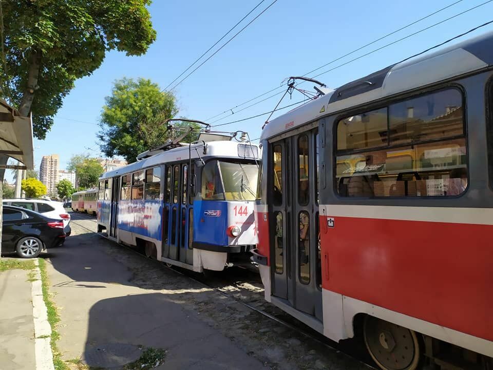 Причиной остановки трамваев в Краснодаре стало отключение электричества