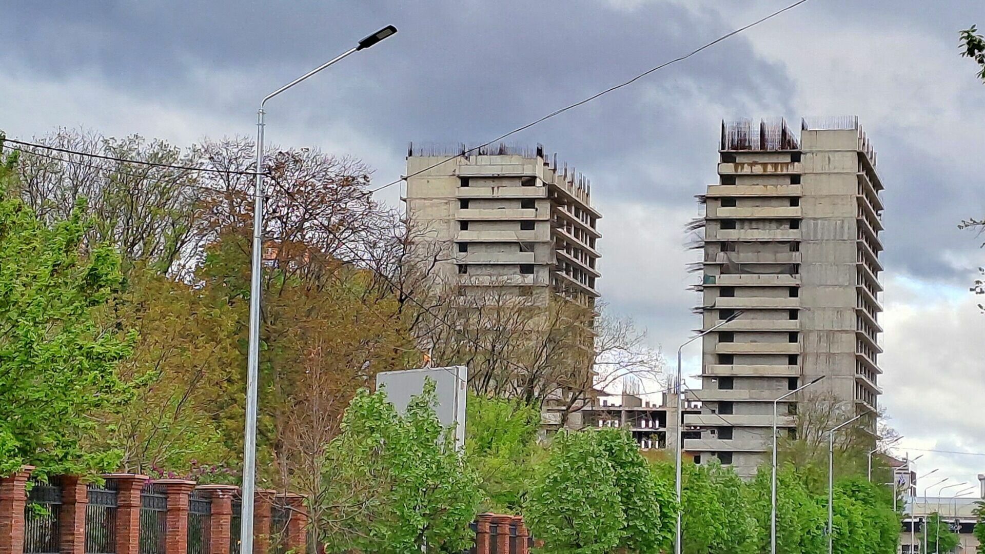 В Краснодаре осталось 44 проблемных жилых комплекса