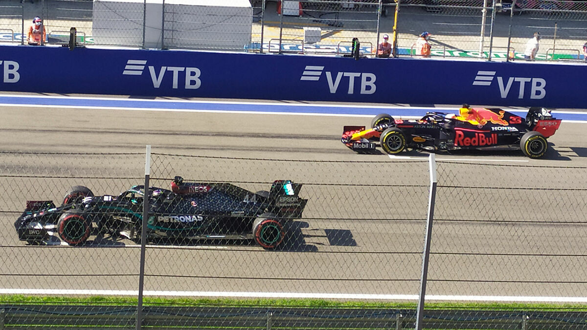 У Mercedes в «Формуле 1» большие проблемы: могут проиграть чемпионат