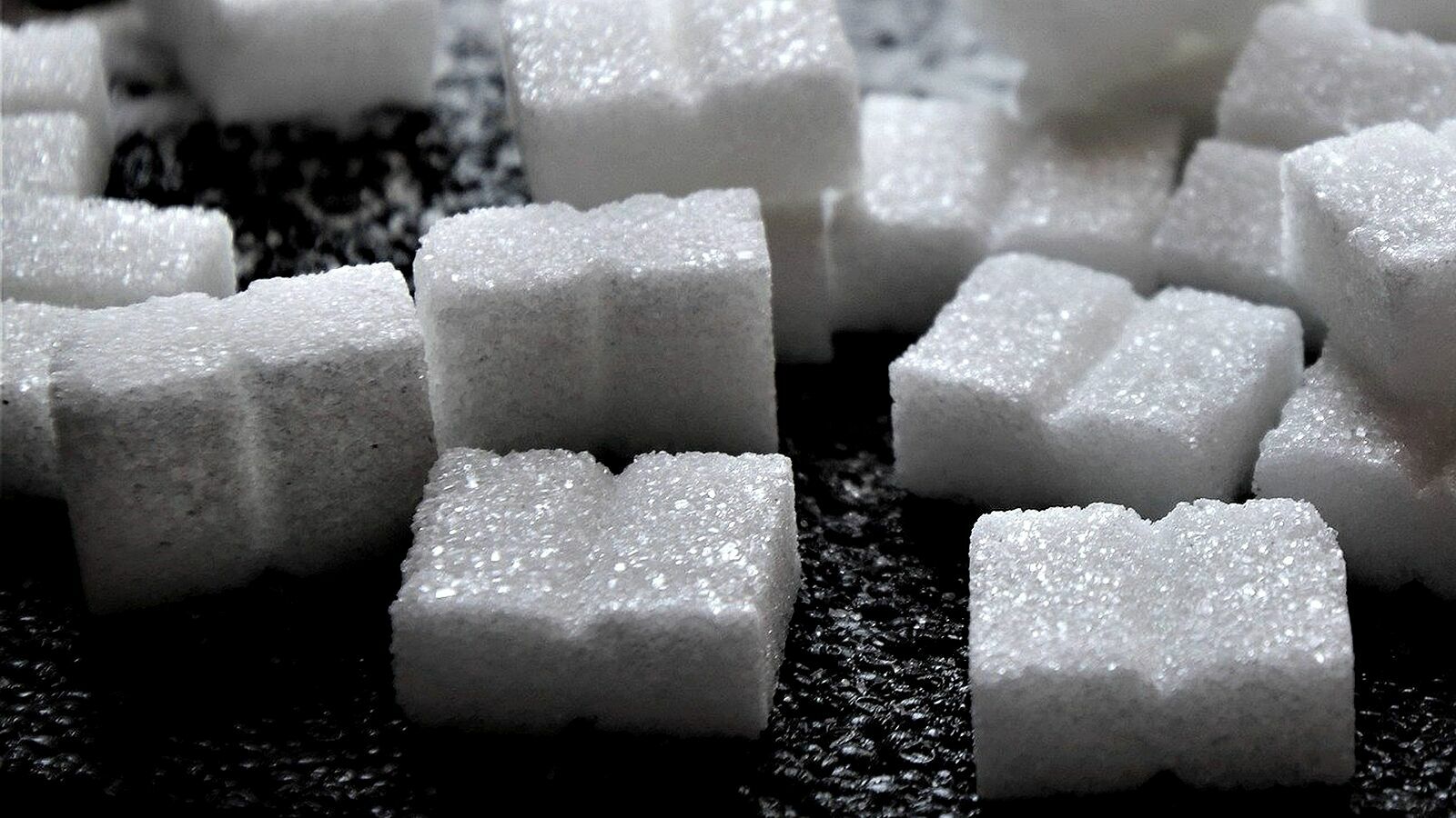 Спрос на сахар упал, цены также стабилизировались