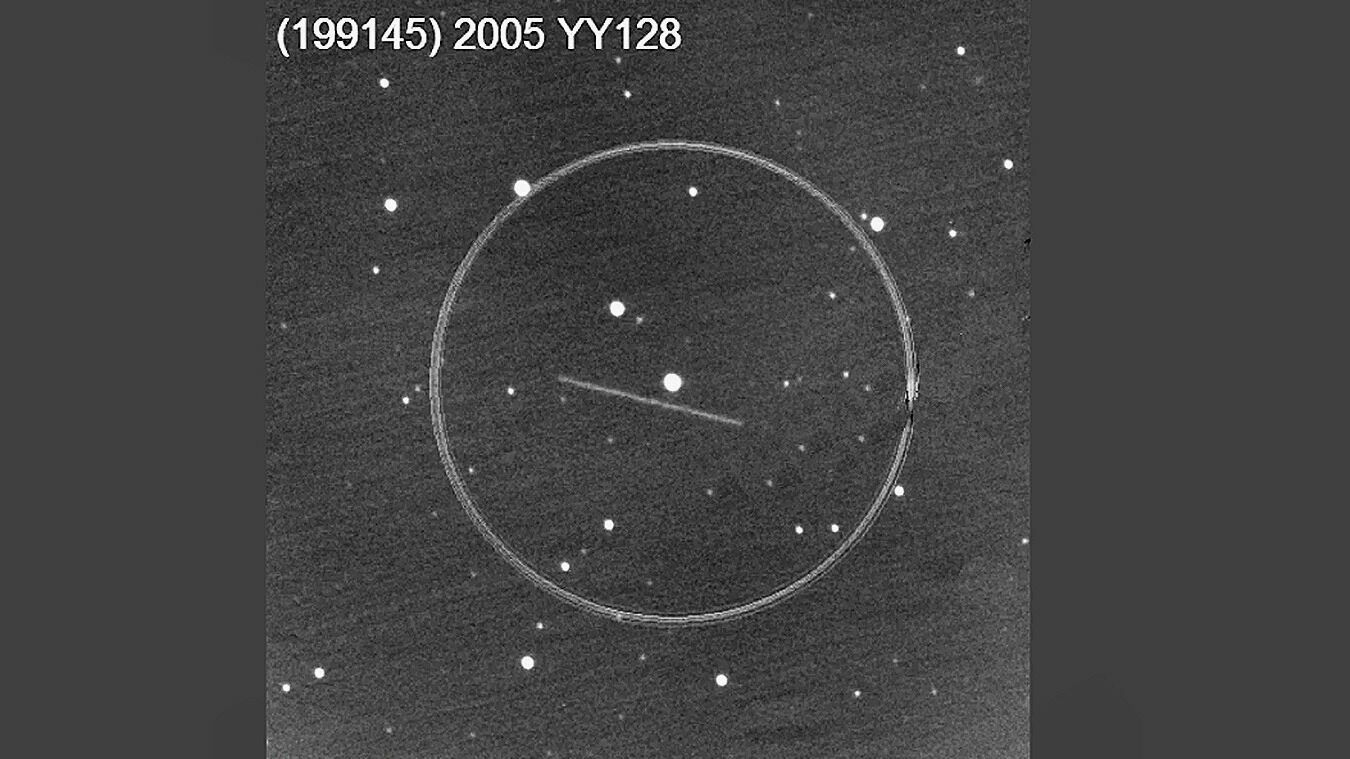 К Земле приближается 800-метровый астероид, его показал краснодарский астроном