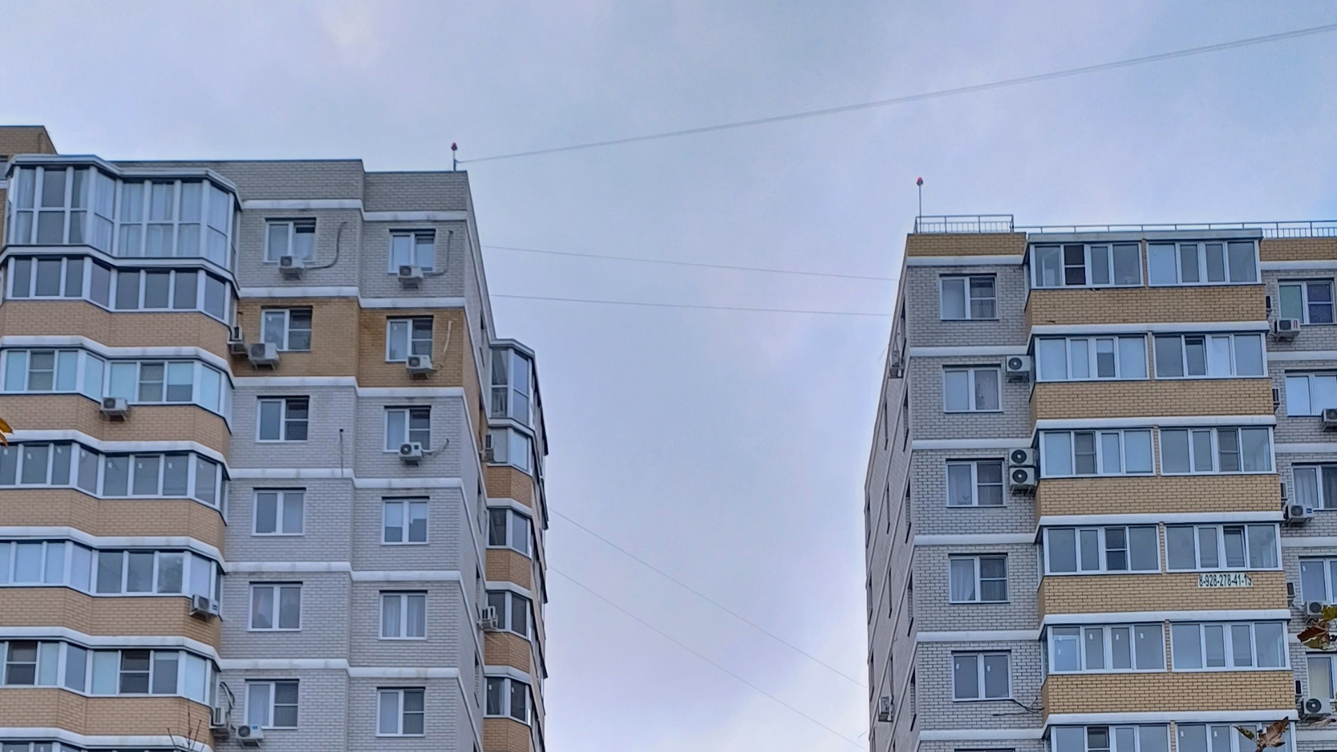 В Краснодарском крае остаётся ещё 215 самовольно возведенных домов
