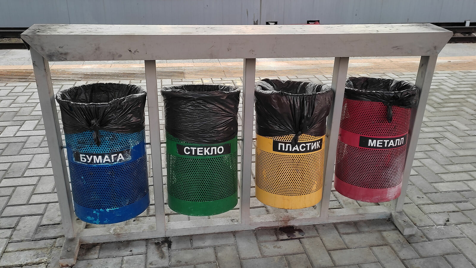В Краснодарском крае закупят контейнеры для раздельного сбора мусора