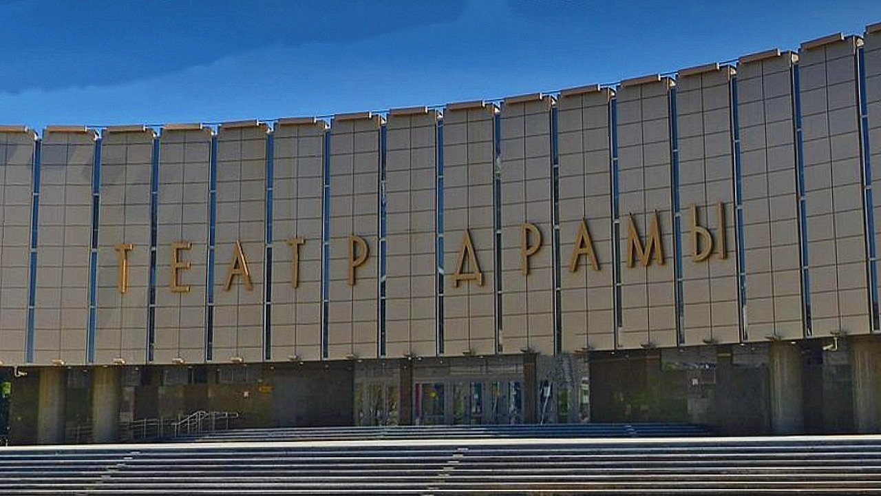 В Краснодаре начали реконструировать фасад театра драмы
