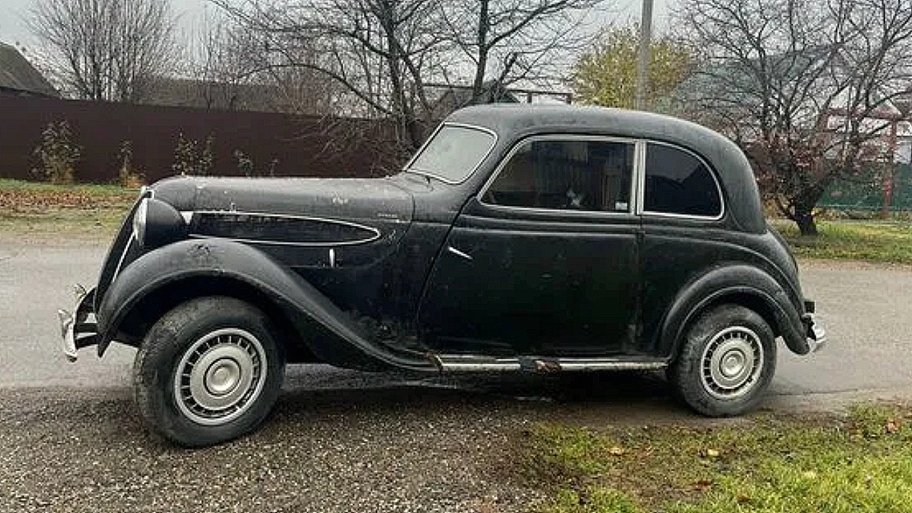 В Краснодаре продают уникальный BMW 1949 года