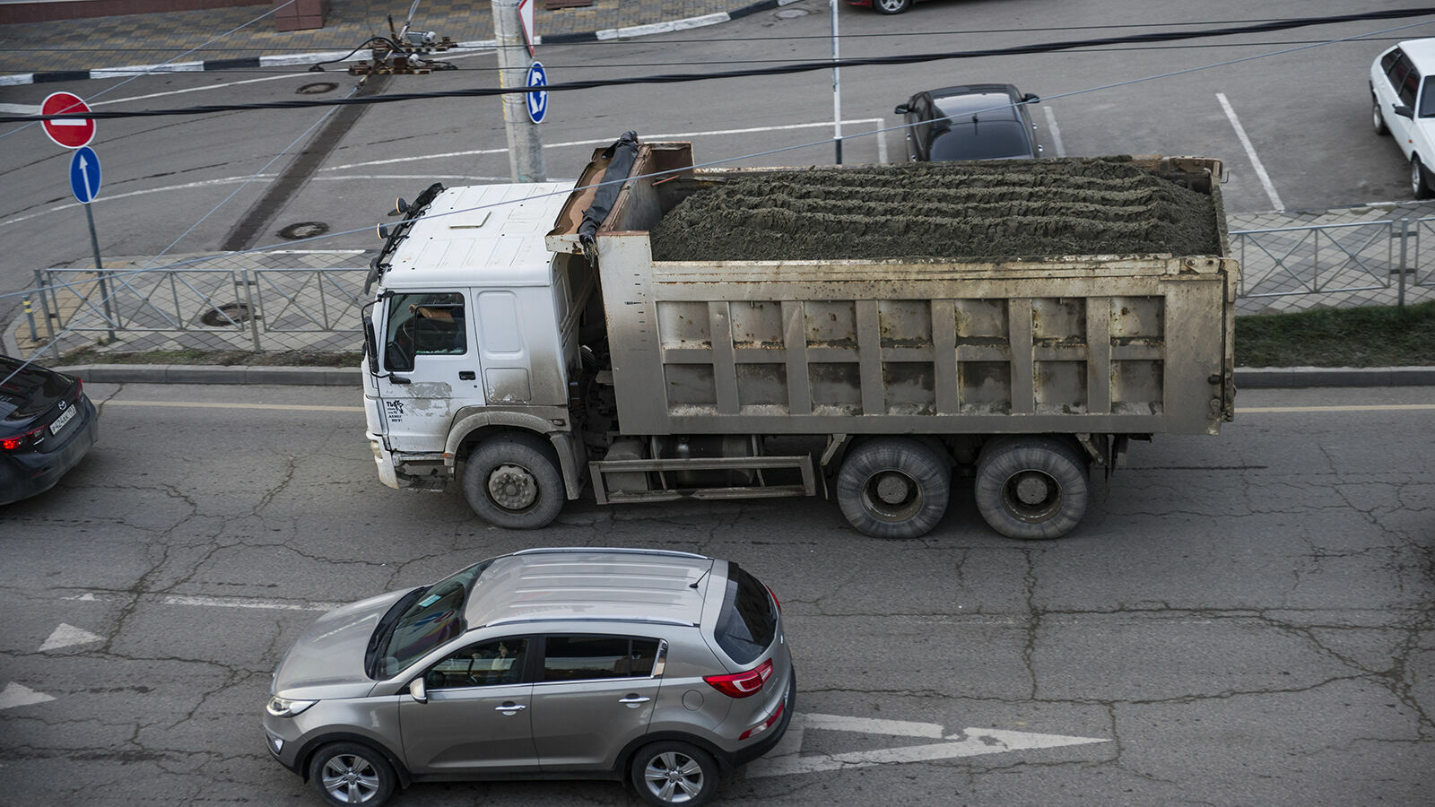 Большегрузный транспорт необходимо убрать из Краснодара