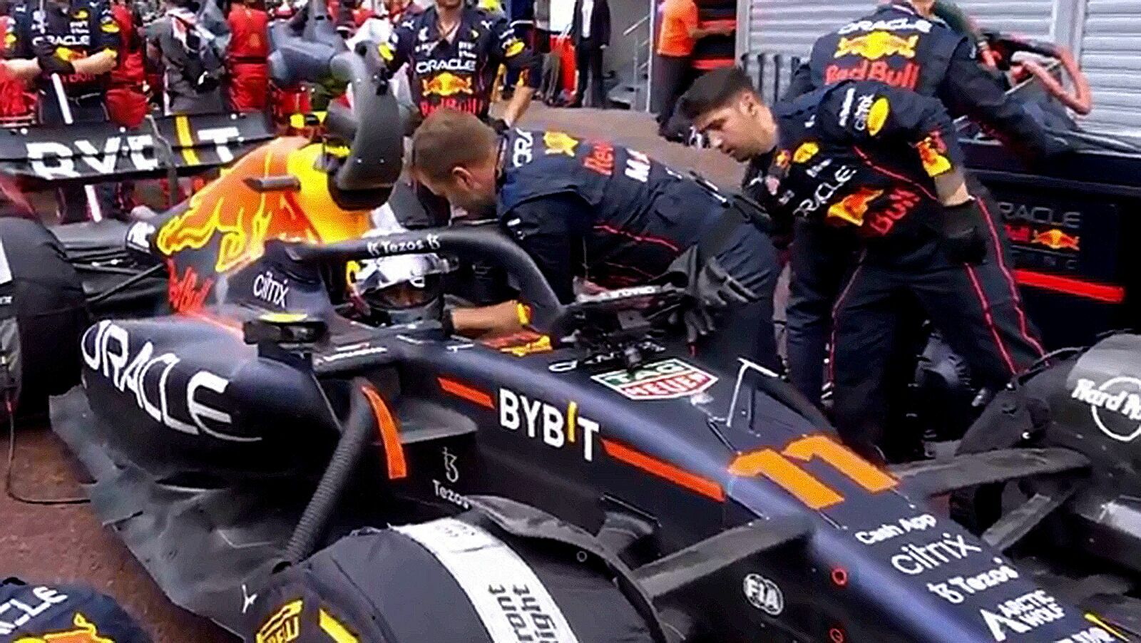 Пилот Red Bull Racing Серхио Перес выиграл Гран-при Монако «Формулы 1»